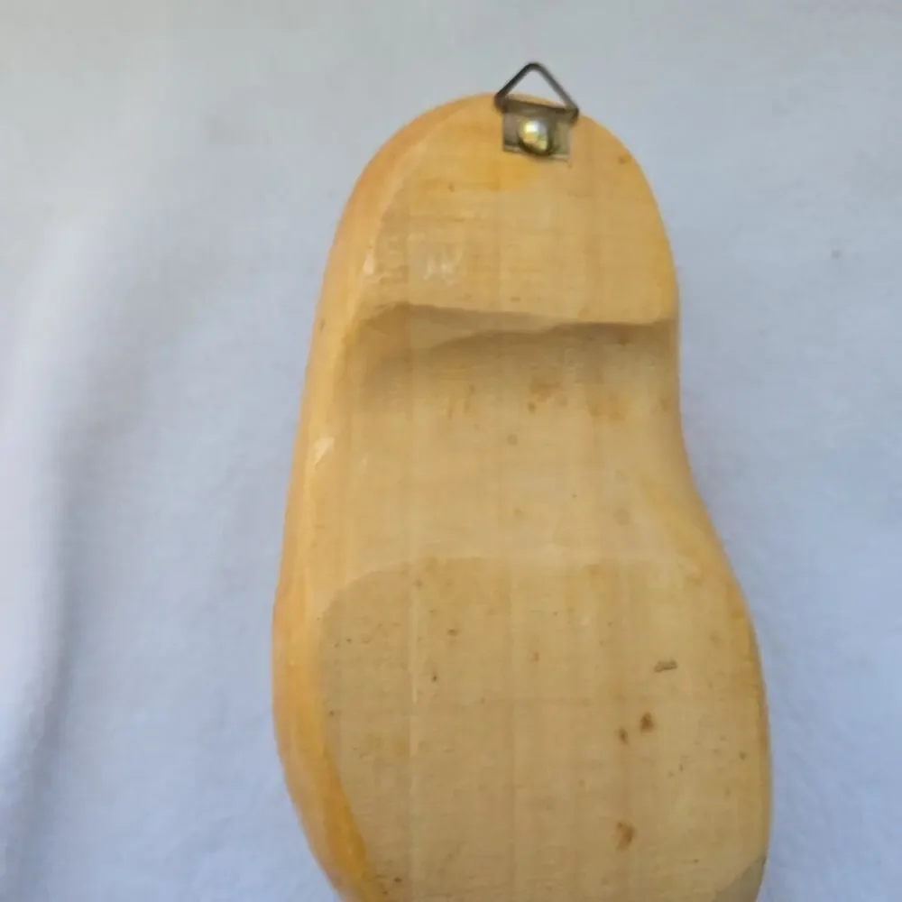 Vintage Wall Wood Thermometer Delft Shoe Figurine Clog Dutch Holland Female